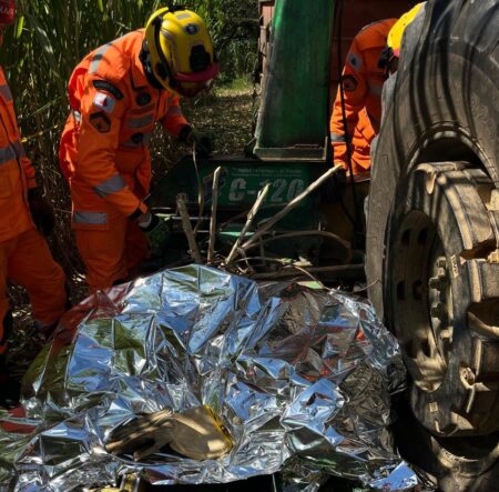 Homem morre prensado em máquina cortadora de cana em Goianá - Foto: Divulgação/CBMMG