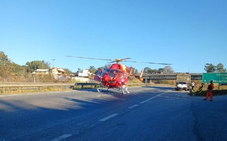 Acidente entre carreta e moto deixa morto e ferido na MG-424, na Grande BH - Foto: Divulgação/Corpo de Bombeiros