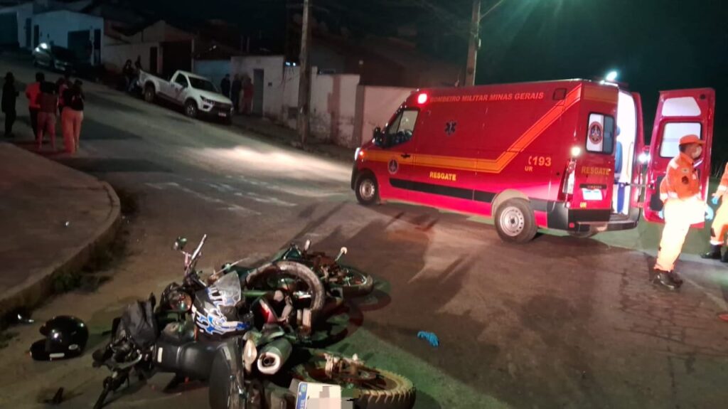 Acidente frontal entre motos deixa morto e feridos em Varginha - Foto: Divulgação/Corpo de Bombeiros