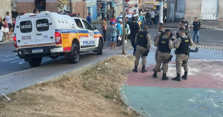 Homem é morto com tiro na cabeça em praça do bairro Providência, em BH - Foto: Divulgação/PMMG