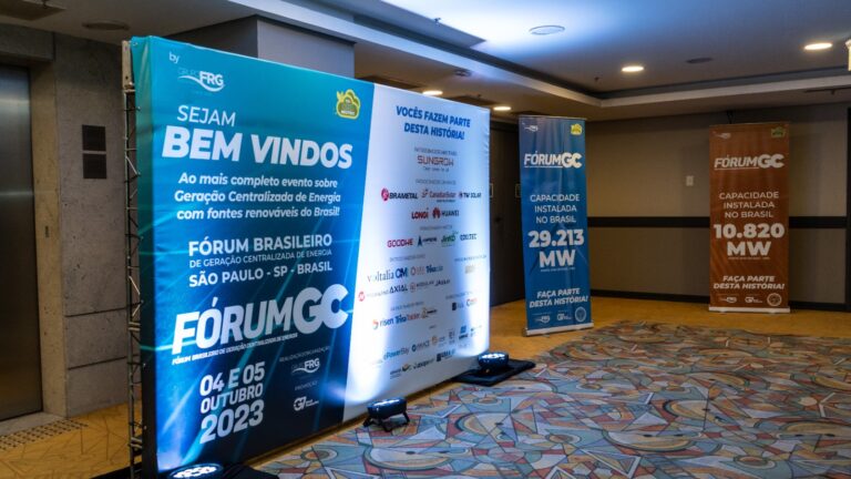 Fórum debate geração centralizada de energia com fontes renováveis - Foto: Divulgação