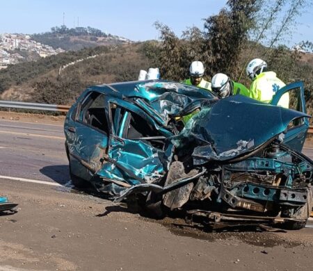 Motorista de carro morre em acidente com carreta na BR-040, em Congonhas - Foto: Reprodução/Redes Sociais