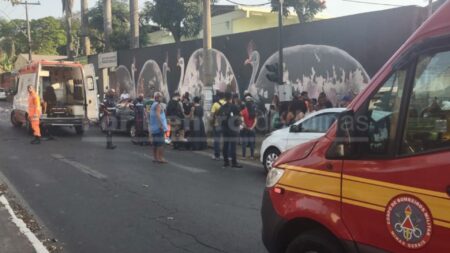 Adolescente é atropelada por moto na Avenida Olinto Meireles, em BH - Foto: Reprodução/Redes Sociais