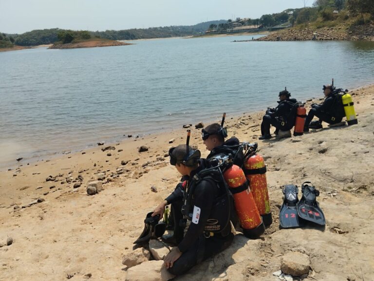 Homem morre afogado na Lagoa Várzea das Flores, na Grande BH - Foto: Divulgação/CBMMG