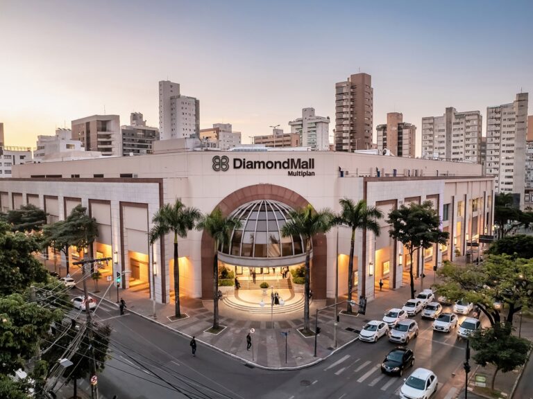 Dois detentos fogem de cinema durante medida socioeducativa em shopping de BH - Foto: Divulgação