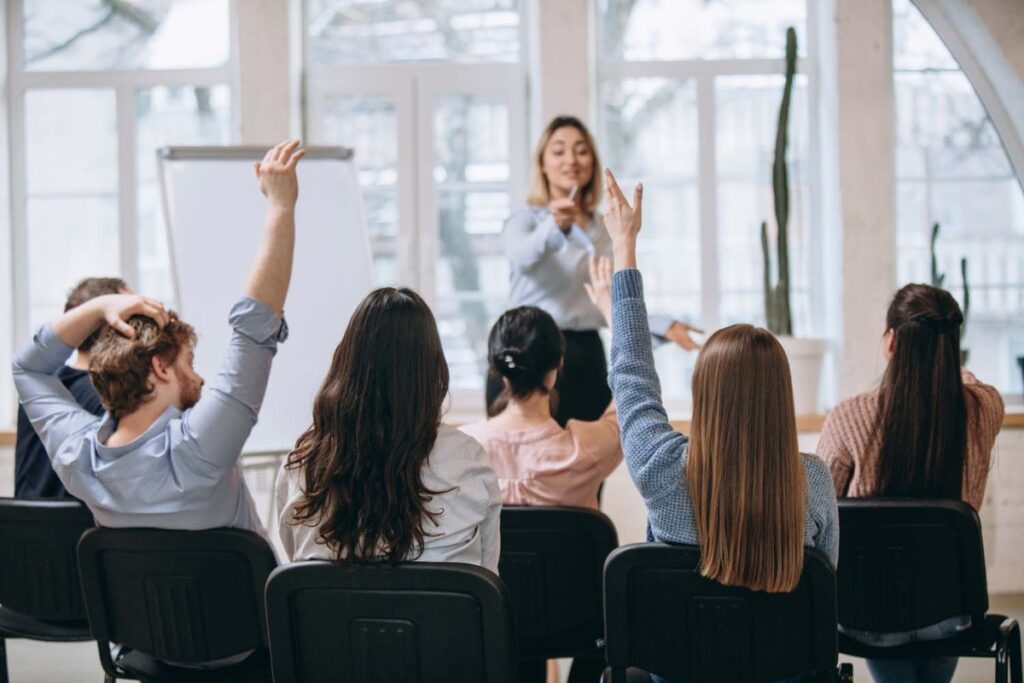 Empresas investem em treinamentos para impulsionar entrosamento e resultados