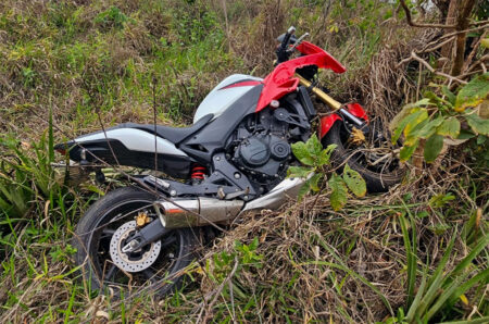 Motociclista morre após perder controle da direção em rodovia de MG - Foto: Divulgação