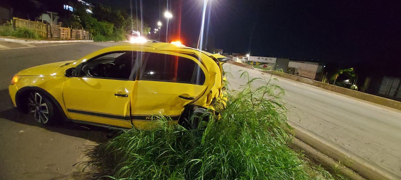 Acidente deixa duas vítimas no Anel Rodoviário, em BH - Foto: Divulgação/Corpo de Bombeiros