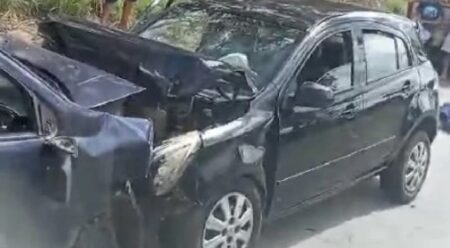 Acidente frontal entre carros deixa seis feridos na MG-432, em Esmeraldas - Foto: Reprodução/Redes Sociais