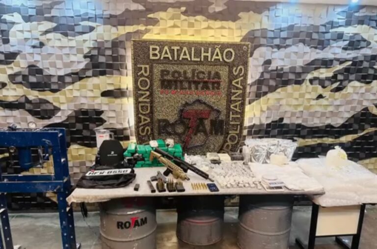 PM apreende drogas e armas avaliadas em R$ 2 milhões na Grande BH - Foto: Divulgação/PMMG