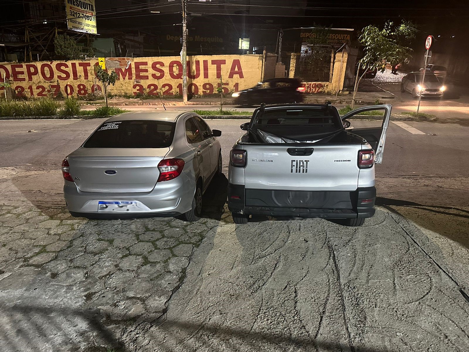 Dupla é presa com uma tonelada de maconha em Divinópolis - Foto: Divulgação/PMMG