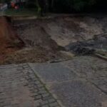 Equipe técnica avalia danos após rompimento da barragem na Lagoa do Nado, em BH - Foto: Divulgação/Corpo de Bombeiros