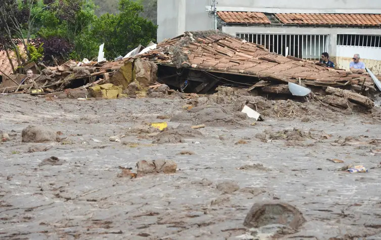 Caso Samarco: criação de fundos busca destravar reparação após 9 anos - Foto: Antonio Cruz/ Agência Brasil