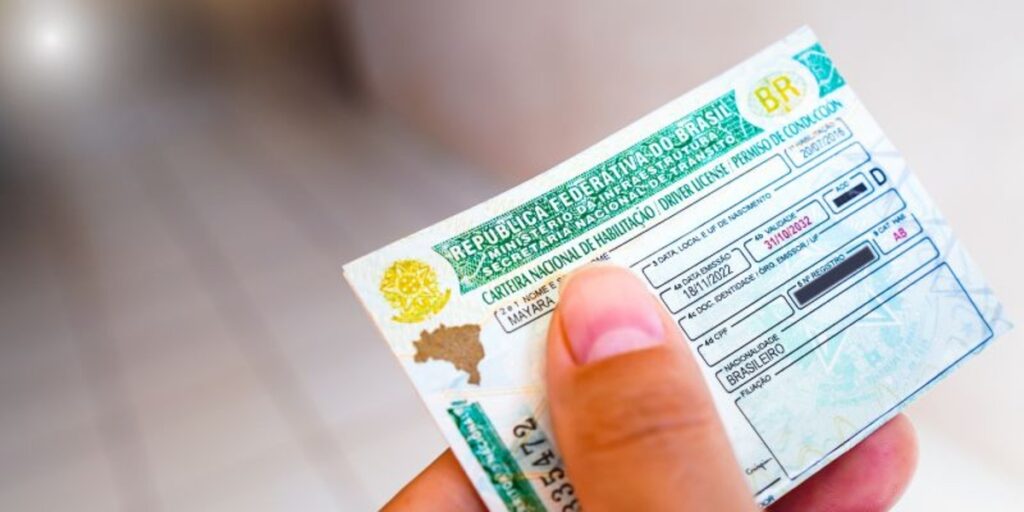 Homem é preso por vender carteiras de motorista falsas em Minas Gerais - Foto: Divulgação