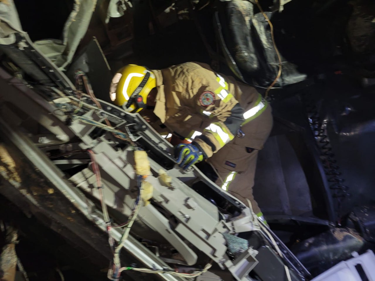 Motorista morre após carreta tombar em rodovia de MG - Foto: Divulgação/Corpo de Bombeiros