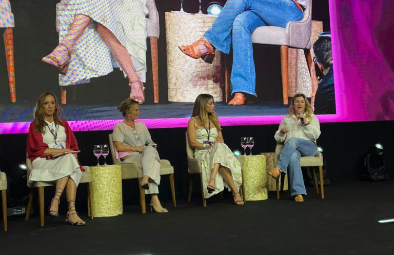 Juliana Piria participa de evento para empreendedoras Juliana Piria participa de evento para empreendedoras