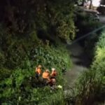 Idoso cai em córrego no bairro Mantiqueira, em BH - Foto: Reprodução/Redes Sociais