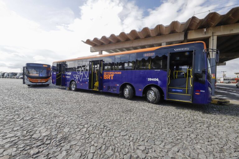 Novos ônibus são entregues ao transporte metropolitano da Grande BH - Foto: Divulgação/Cristiano Machado/Imprensa MG