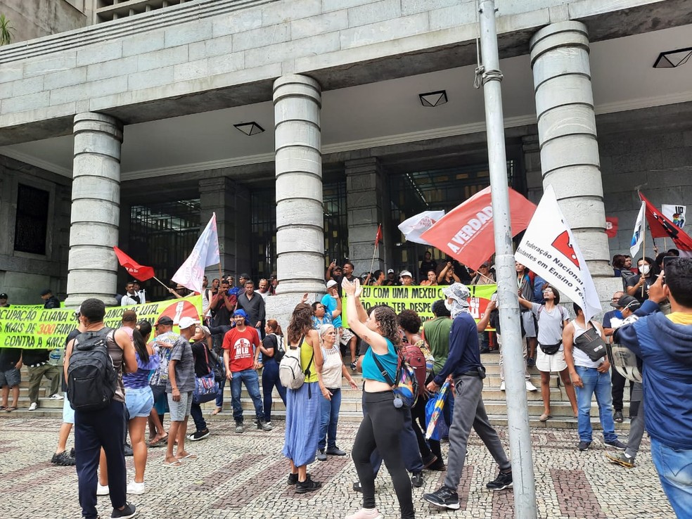 Manifestantes fecham totalmente Avenida Afonso Pena, em BH - Foto: Reprodução/Redes Sociais