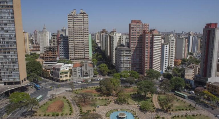 Advogado morre após ser esfaqueado na Praça Raul Soares, em BH - Foto: Divulgação/PBH