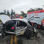 Criança morre e três pessoas ficam feridas após acidente na BR-267, na Zona da Mata (MG) - Foto: Divulgação/Corpo de Bombeiros