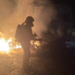 Motociclista morre carbonizado após acidente com caminhão em rodovia de MG - Foto: Divulgação/CBMMG