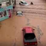 Temporal alaga ruas e arrasta carros em Nova Serrana - Foto: Reprodução/Redes Sociais