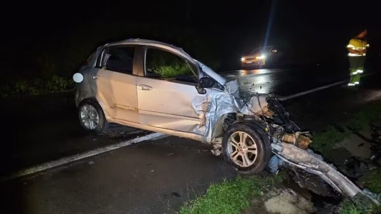 Motorista morre em colisão frontal na MG-050, em Pimenta - Foto: Divulgação/ PMRv