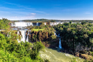 Cataratas do Iguaçu foi destino de 187 nacionalidades