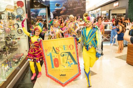 Passeio das Águas Shopping realiza Passeio Folia