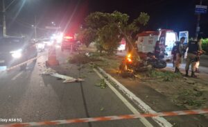 Homem morre em acidente de moto na Avenida João César de Oliveira, em Contagem - Foto: Reprodução/Redes Sociais