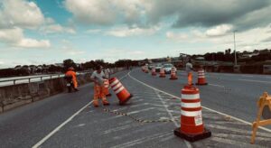 Obra interdita trecho da Avenida Otacílio Negrão de Lima nesta segunda-feira (29) - Foto: Divulgação/ PBH
