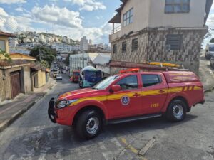 Explosão de gás deixa quatro feridos no bairro Paraíso, em BH - Foto: Divulgação/CBMMG