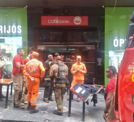 Incêndio atinge Café Bahia, no Centro de Belo Horizonte - Foto: Divulgação/CBMMG