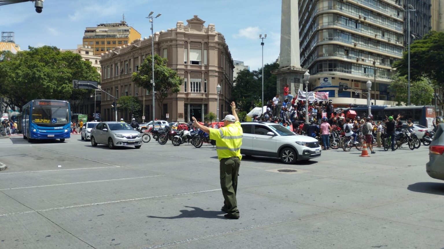 Motoboys protestam por melhores condições e complica trânsito no Centro de BH - Foto: Divulgação/BHTrans