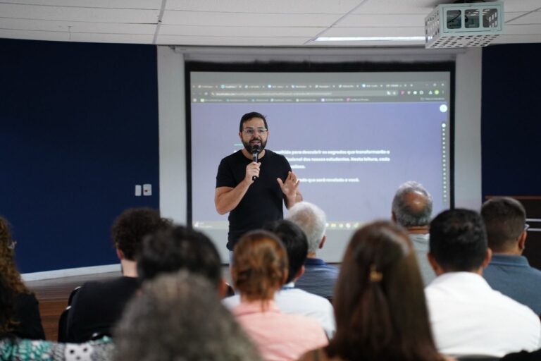 UniFECAF obtém nota elevada no Índice Geral de Cursos UniFECAF obtém nota elevada no Índice Geral de Cursos