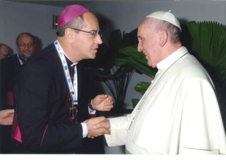 Dom Walmor, Arcebispo de Belo Horizonte, lamenta a morte do Papa Francisco - Foto: Servizio Fotografico de L.O.R