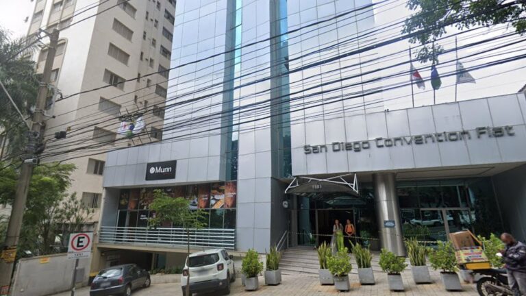 Filha de ex-procurador de MG é esfaqueada em hotel no bairro Lourdes, em BH - Foto: Reprodução/Google Street View