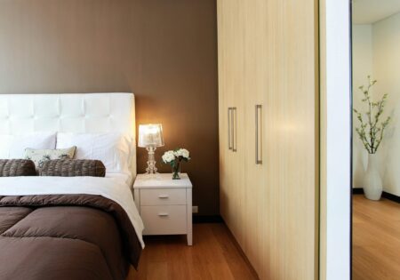 Conforto e estilo: como investir em peças que valorizam o quarto do casal - Foto: Divulgação/Pexels