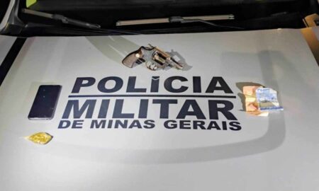 Homem é preso e dois menores são apreendidos após assalto a motorista de aplicativo em BH - Foto: Divulgação/PMMG