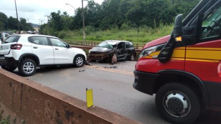 Acidente frontal deixa quatro vítimas na BR-040, em Conselheiro Lafaiete - Foto: Divulgação