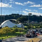 Trabalhador é atingido por caçamba de caminhão na Cidade Administrativa - Foto: Reprodução