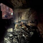 Casa é destruída por incêndio no bairro Goiânia, em BH - Foto: Divulgação/CBMMG