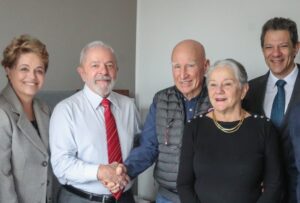 Políticos prestam homenagens nas redes sociais ao fotógrafo mineiro Sebastião Salgado - Foto: Reprodução/Redes Sociais