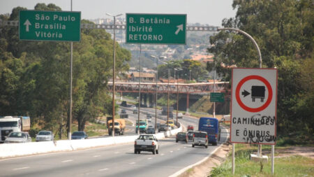 PBH assume o Anel Rodoviário de BH com promessa de reformas e infraestrutura - Foto: Reprodução/Anel Rodoviário