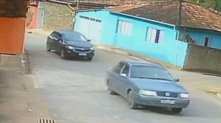 Menina de 10 anos é baleada na cabeça após carro do pai ser fechado na Zona da Mata - Foto: Reprodução