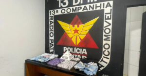 Três homens são presos em flagrante por tentativa de homicídio no bairro Novo Aarão Reis, em BH - Foto: Divulgação/PMMG