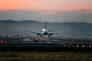 Logística aeroespacial requer soluções especializadas, aponta PLEX Logistics