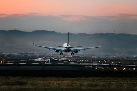 Logística aeroespacial requer soluções especializadas, aponta PLEX Logistics