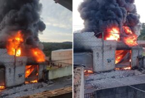 Incêndio de grandes proporções destrói depósito de borracharia em Ibirité - Foto: Divulgação/CBMMG